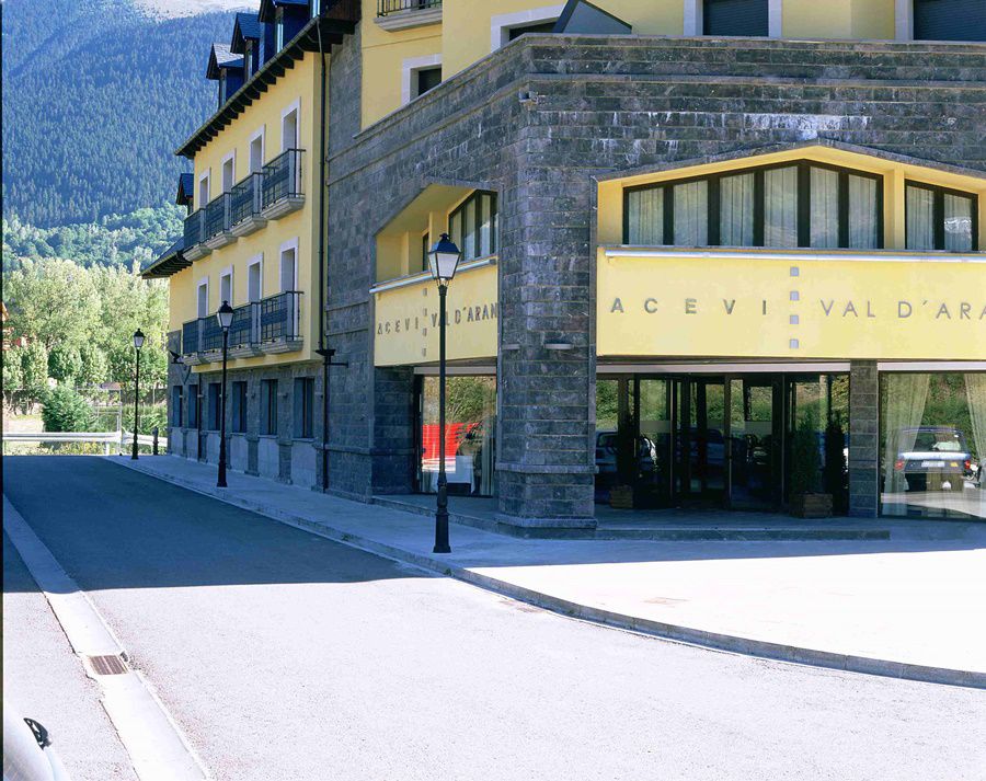 Hotel Spa Acevi Val D'Aran Vielha Ngoại thất bức ảnh