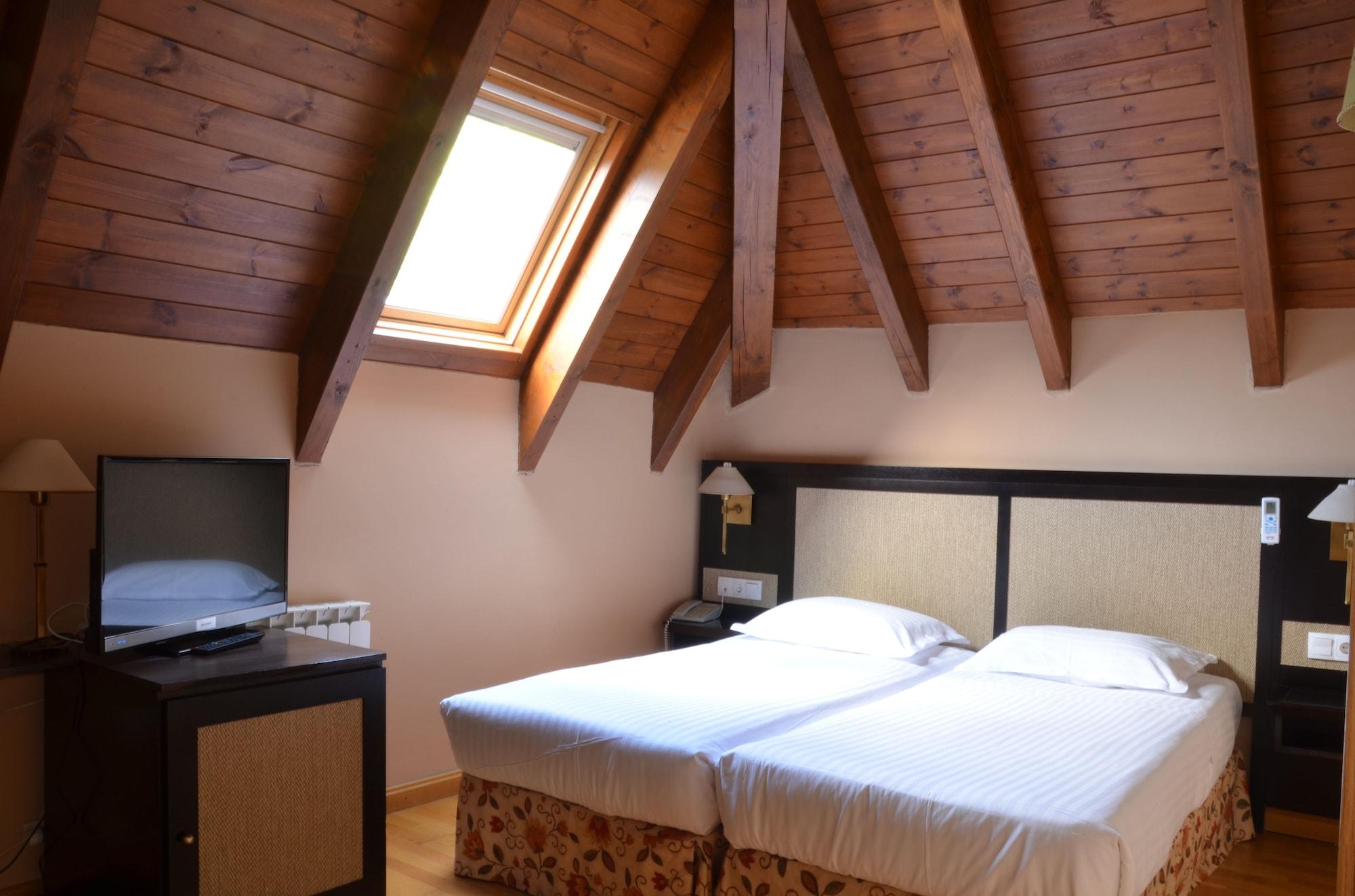 Hotel Spa Acevi Val D'Aran Vielha Ngoại thất bức ảnh