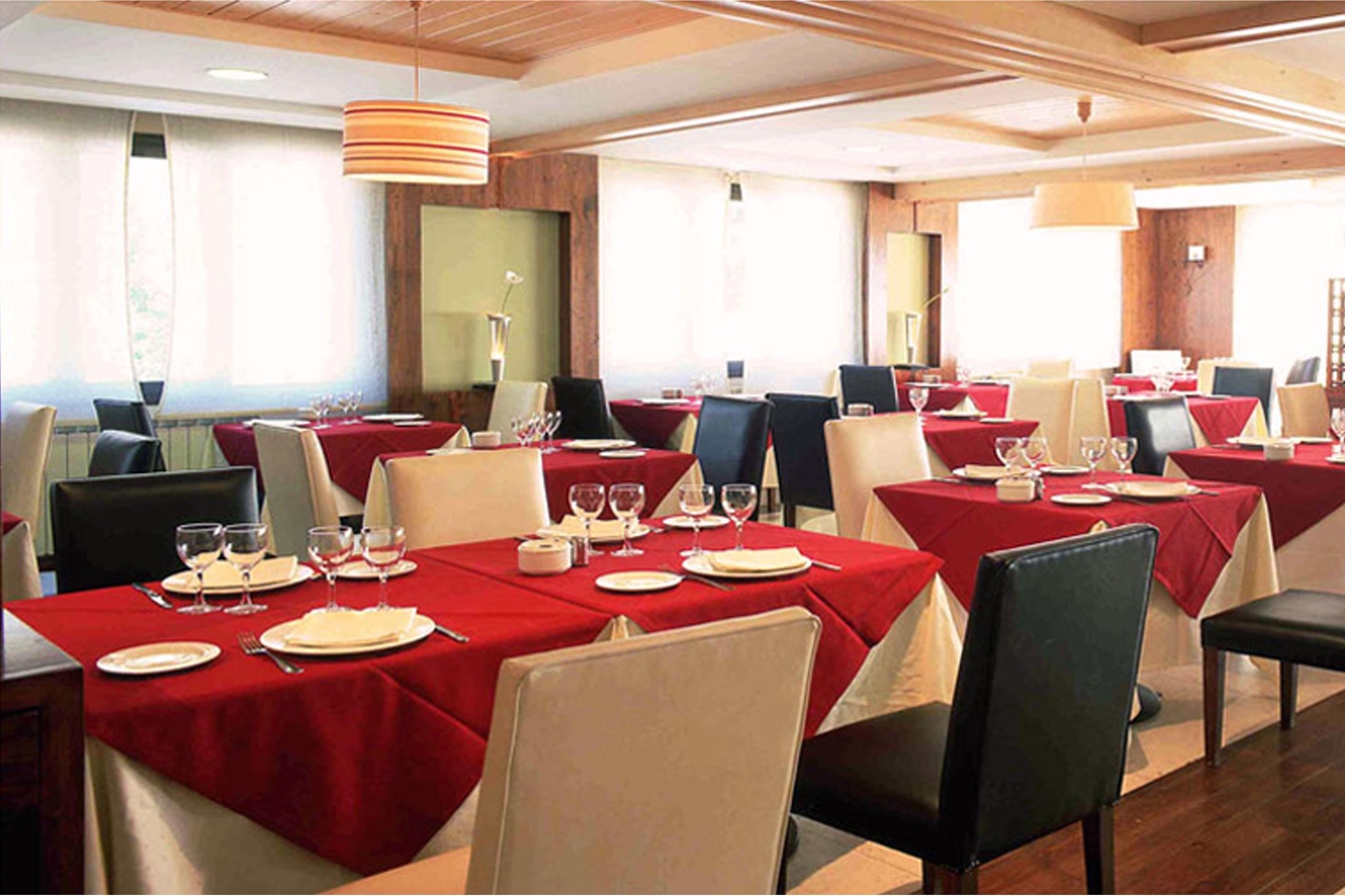 Hotel Spa Acevi Val D'Aran Vielha Ngoại thất bức ảnh