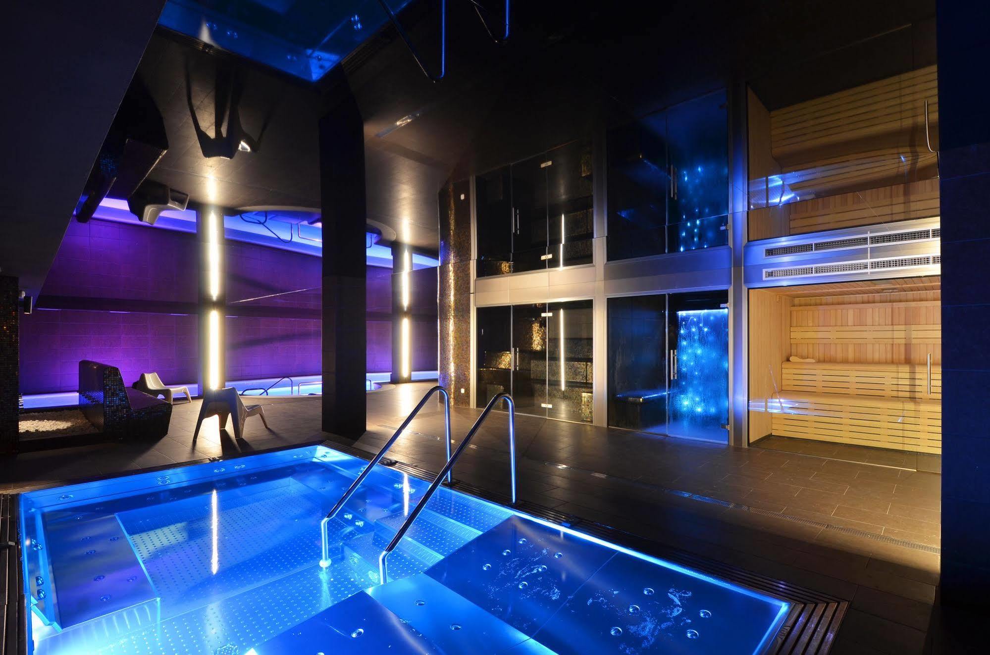 Hotel Spa Acevi Val D'Aran Vielha Ngoại thất bức ảnh